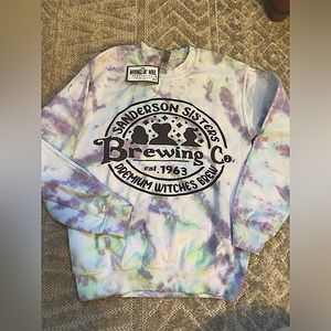 NWT. Women’s Hocus Pocus sweatshirt. Small. Tie dye.